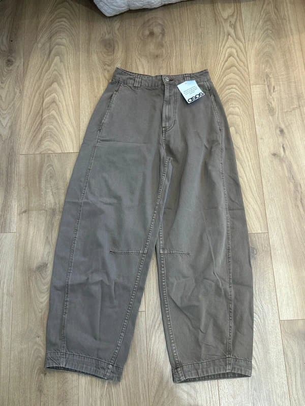 ASOS ASOS design taupe grey jeans