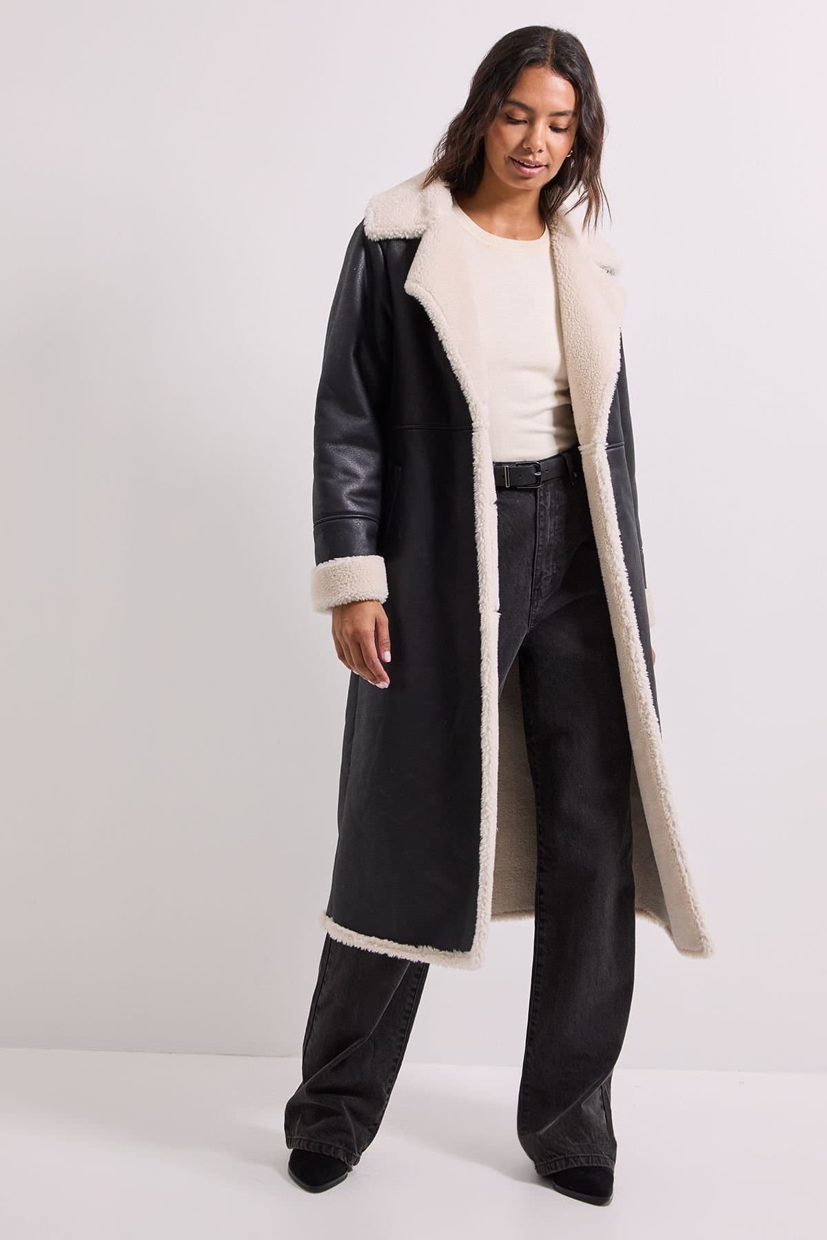 Dorothy Perkins Dorothy Perkins Women's Shearling Midi Coat in Black