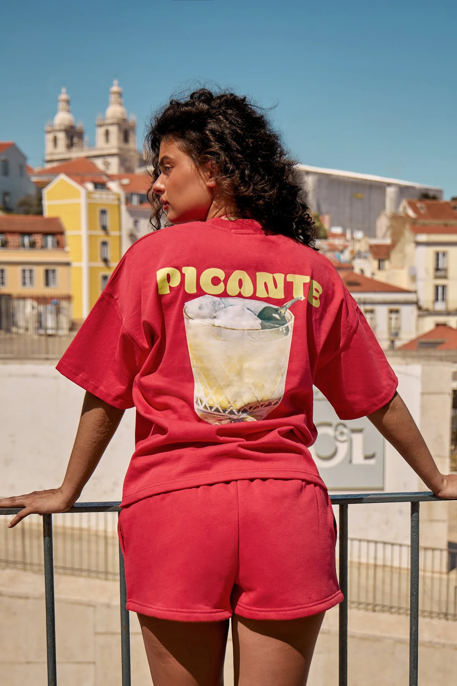 Kaiia Kaiia Picante Graphic Oversized T-shirt Chilli Red