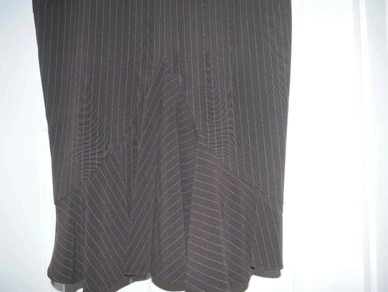LOOK Brown Pinstripe Skirt Kick Panel Back Size 12 Look Ladies Womens Work Business