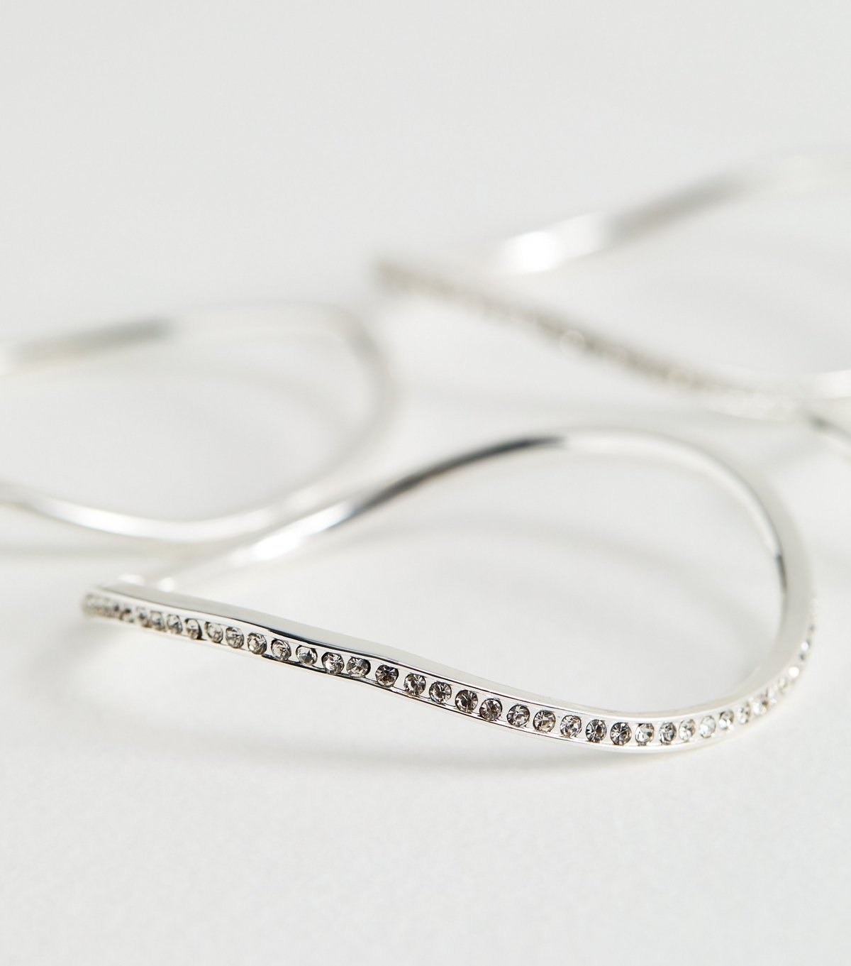 New Look Pack of 4 Silver Tone Diamante Bangle New Look - 4