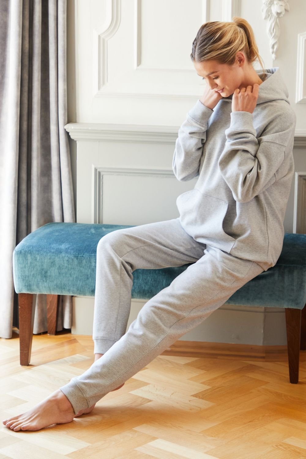 British Boxers British Boxers Women's "Heather Grey" Cotton Oversized Hoodie in Mid Grey - 2