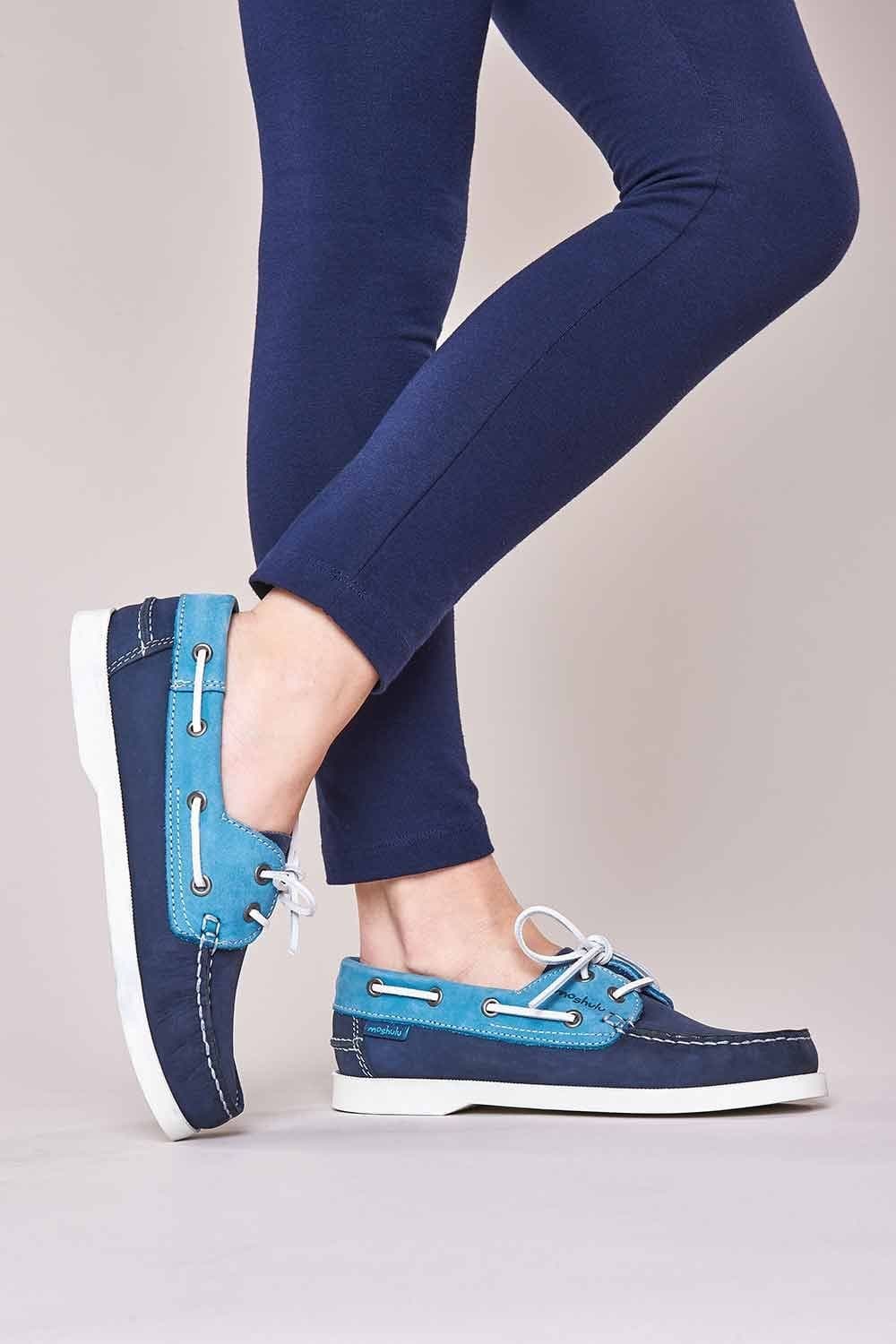 Moshulu Moshulu Women's 'Salcombe 3' Boat Shoes in Blue