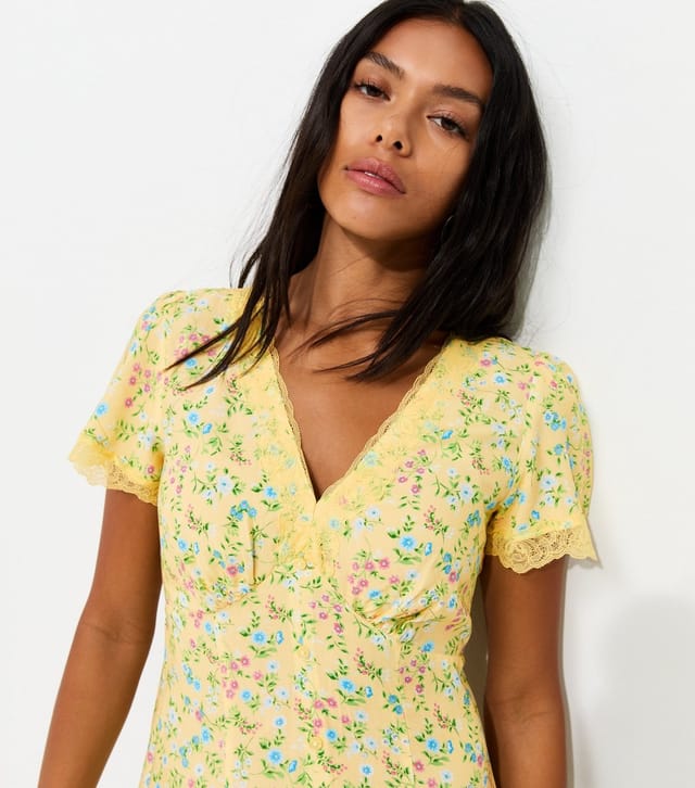 New Look Women's Yellow Floral Print Lace Trim V-Neck Faux Button Mini Dress New Look - 3
