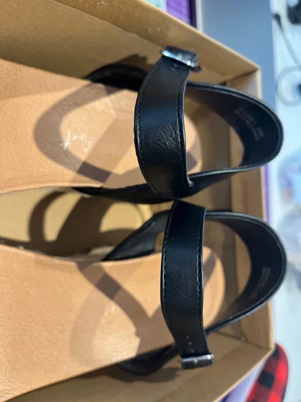 New Look New Look black strappy platform sandals