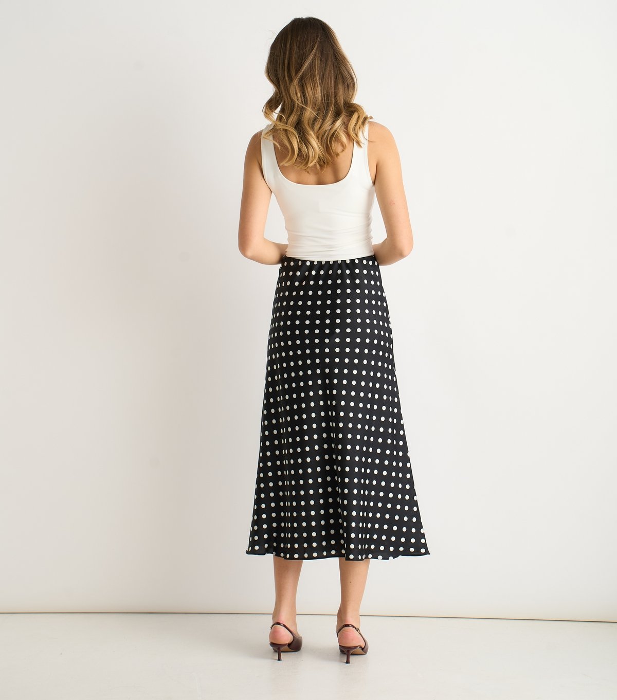 Gini London Women's Black Polka Dot Midi Skirt Gini London New Look - 4