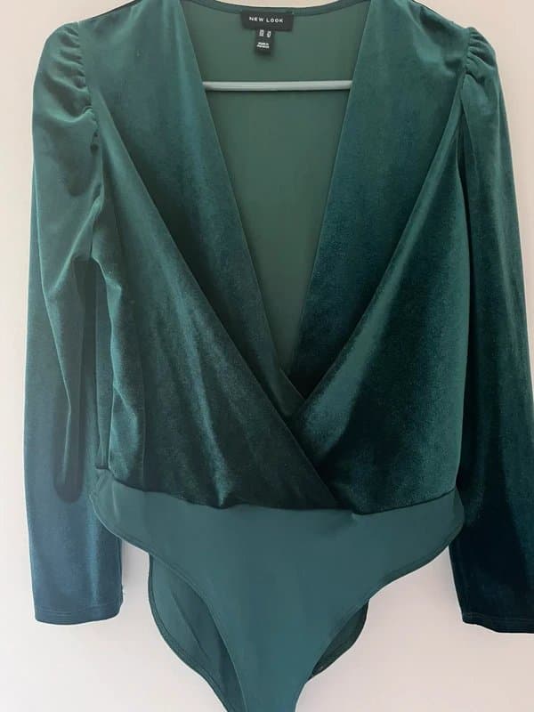 New Look Velvet wrap body top 12