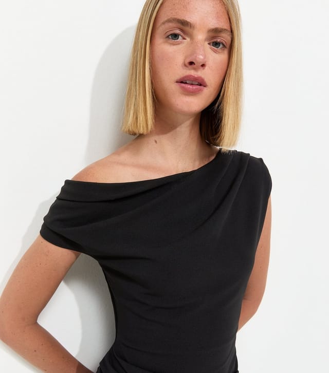 New Look Women's Black Fallen Shoulder Slit Detail Midi Dress New Look - 2