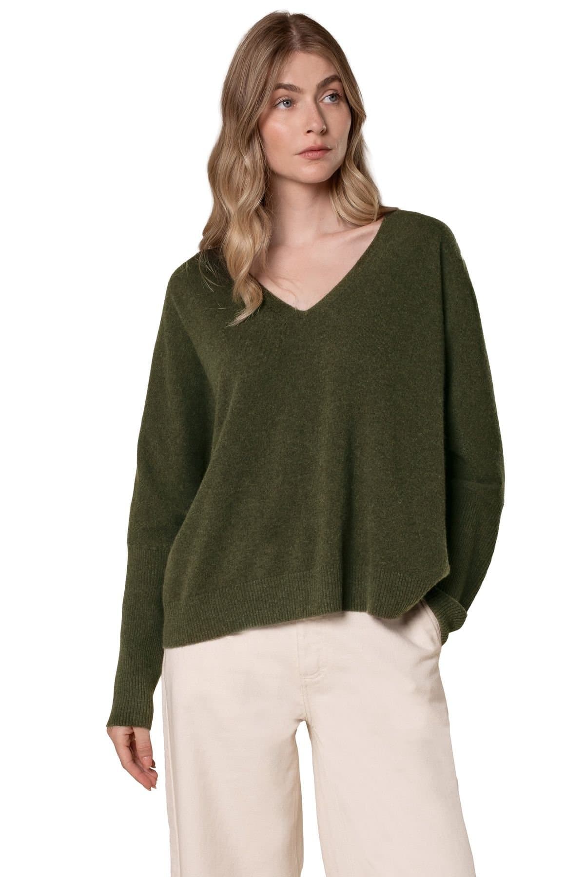 Celtic & Co Celtic & Co Women's Lambswool Slouchy V Nk Jumper in Dark Olive
