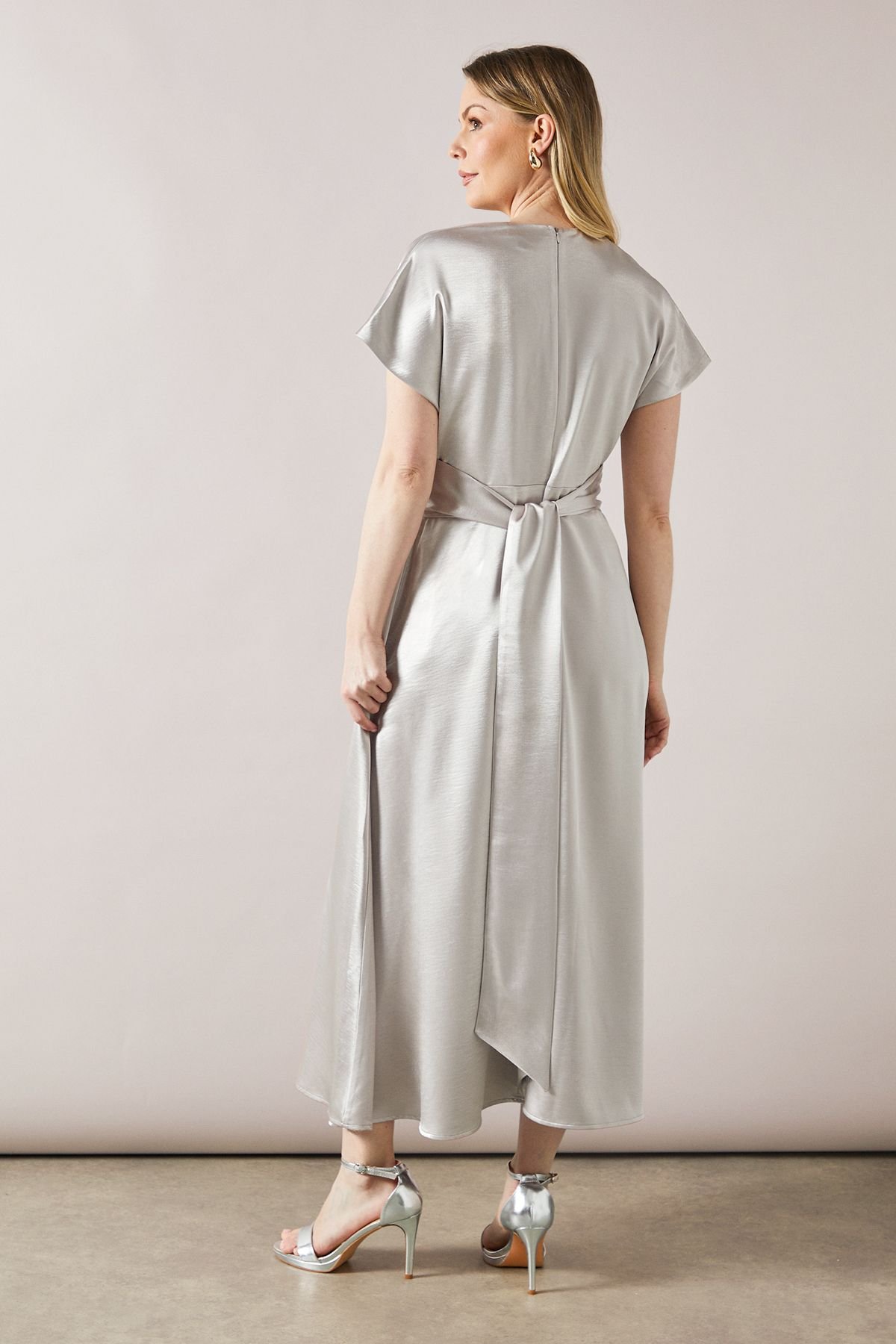 Wallis Wallis Women's Satin Twist Detail Midaxi Dress in Champagne - 4