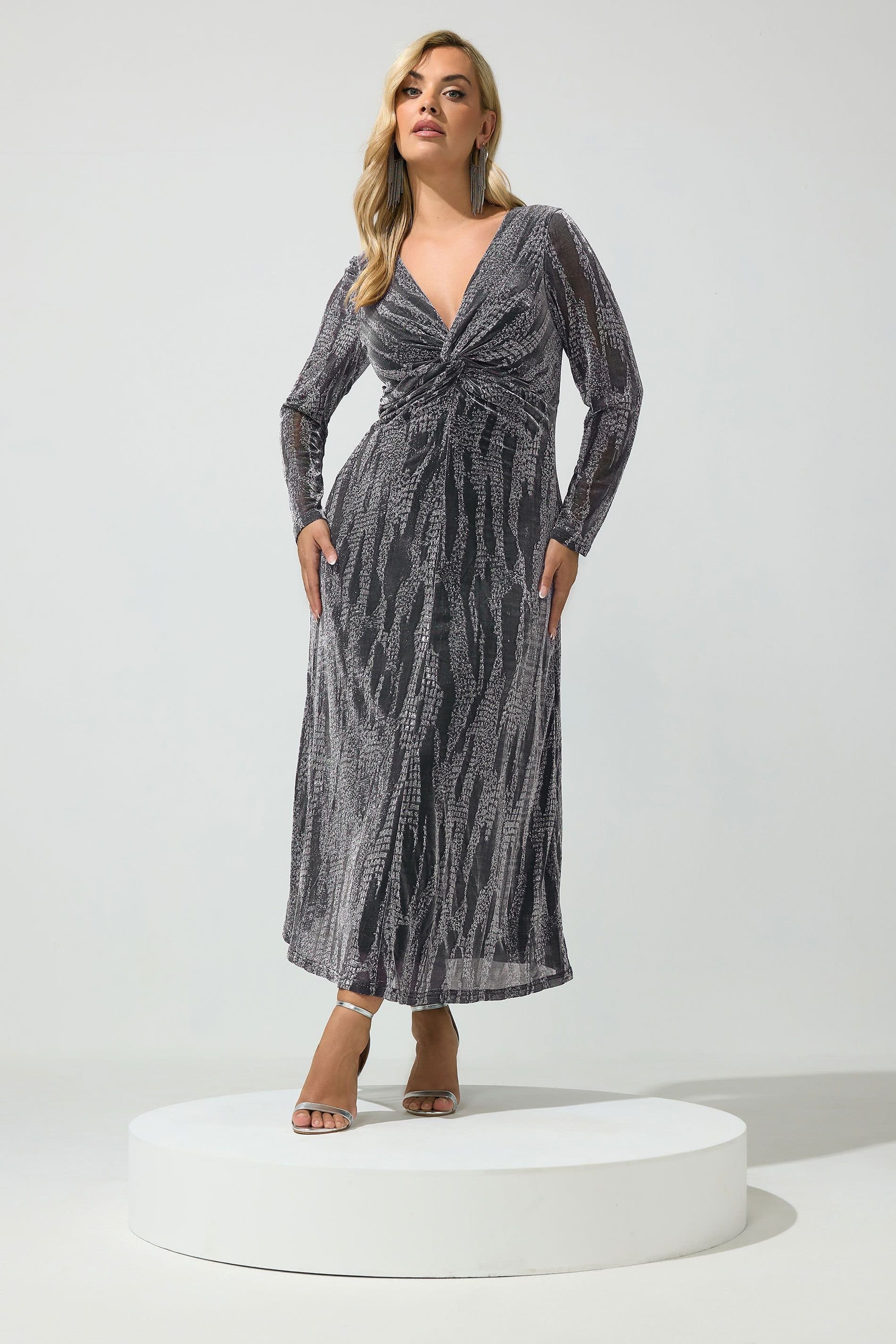 Yours Yours Women's Metallic Knot Dress in Black
