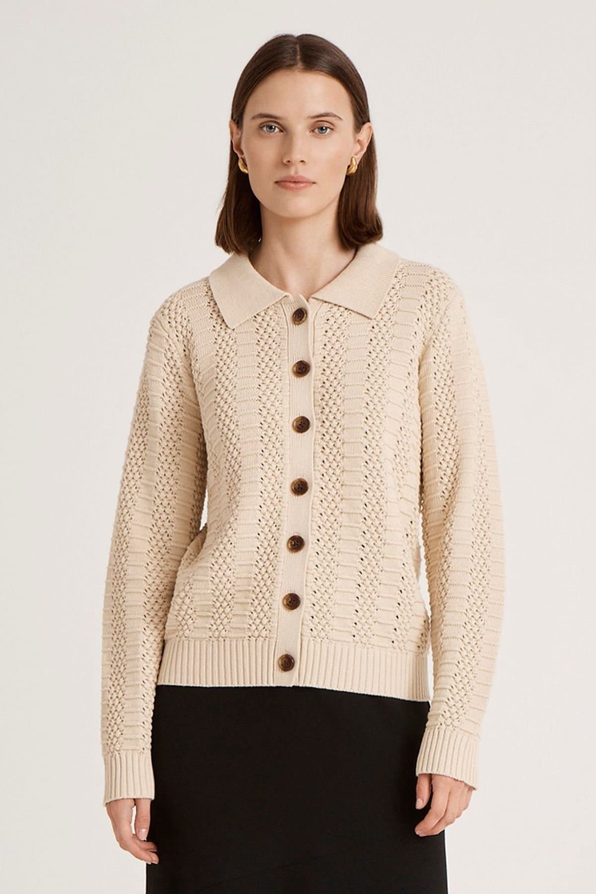 Finery London Finery London Women's Emlyn Cotton Knitted Collared Cardigan in Light Beige