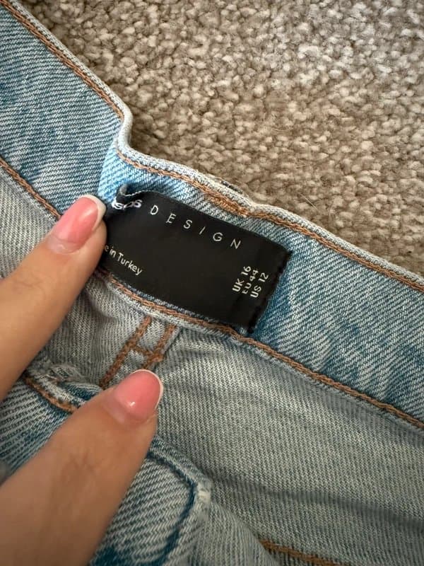 ASOS Ladies asos denim shorts size 16