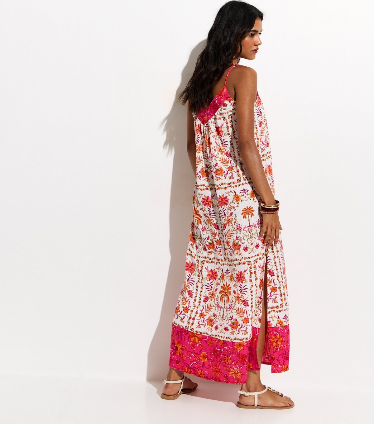 New Look Women's White Floral Print Maxi Beach Dress New Look - 4