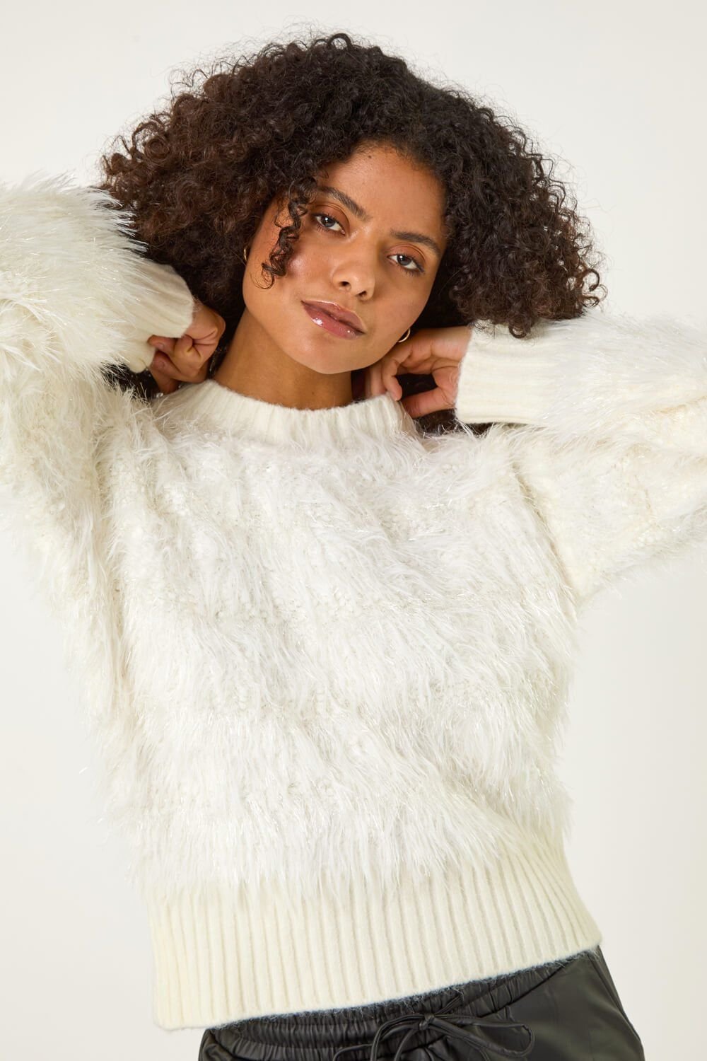 Dusk Dusk Women's Fluffy Knit Jumper in Ivory - 1