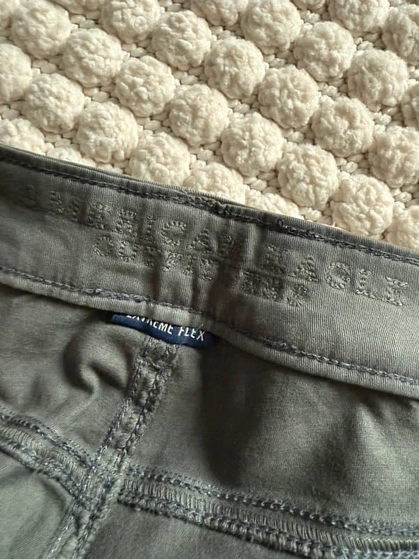 American Eagle Men’s American Eagle Slim jeans Grey/Green. Soft touch. W42/L32