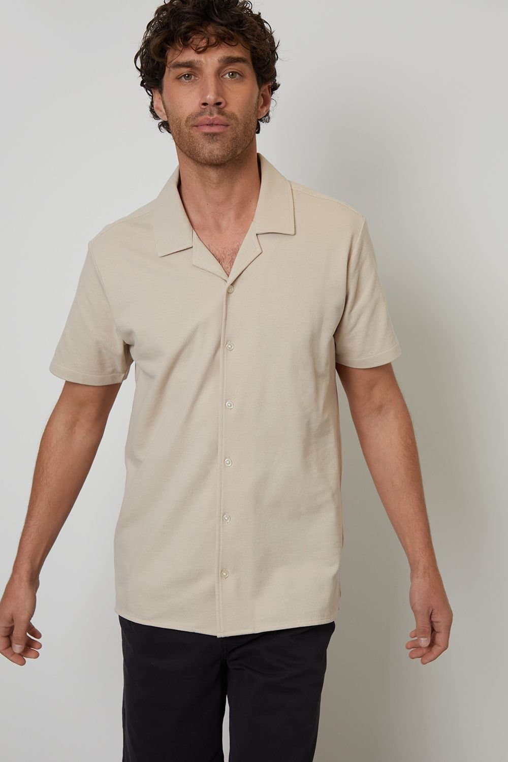 Threadbare threadbare Men's Cotton Pique Revere Collar Short Sleeve Shirt in Stone