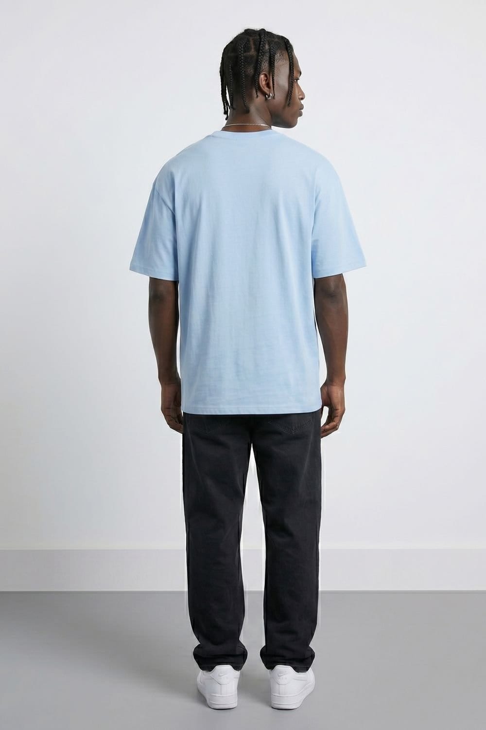 LONDON ATTITUDE LONDON ATTITUDE Men's Essential Globe Logo Premium Cotton T-Shirt in Light Blue - 4