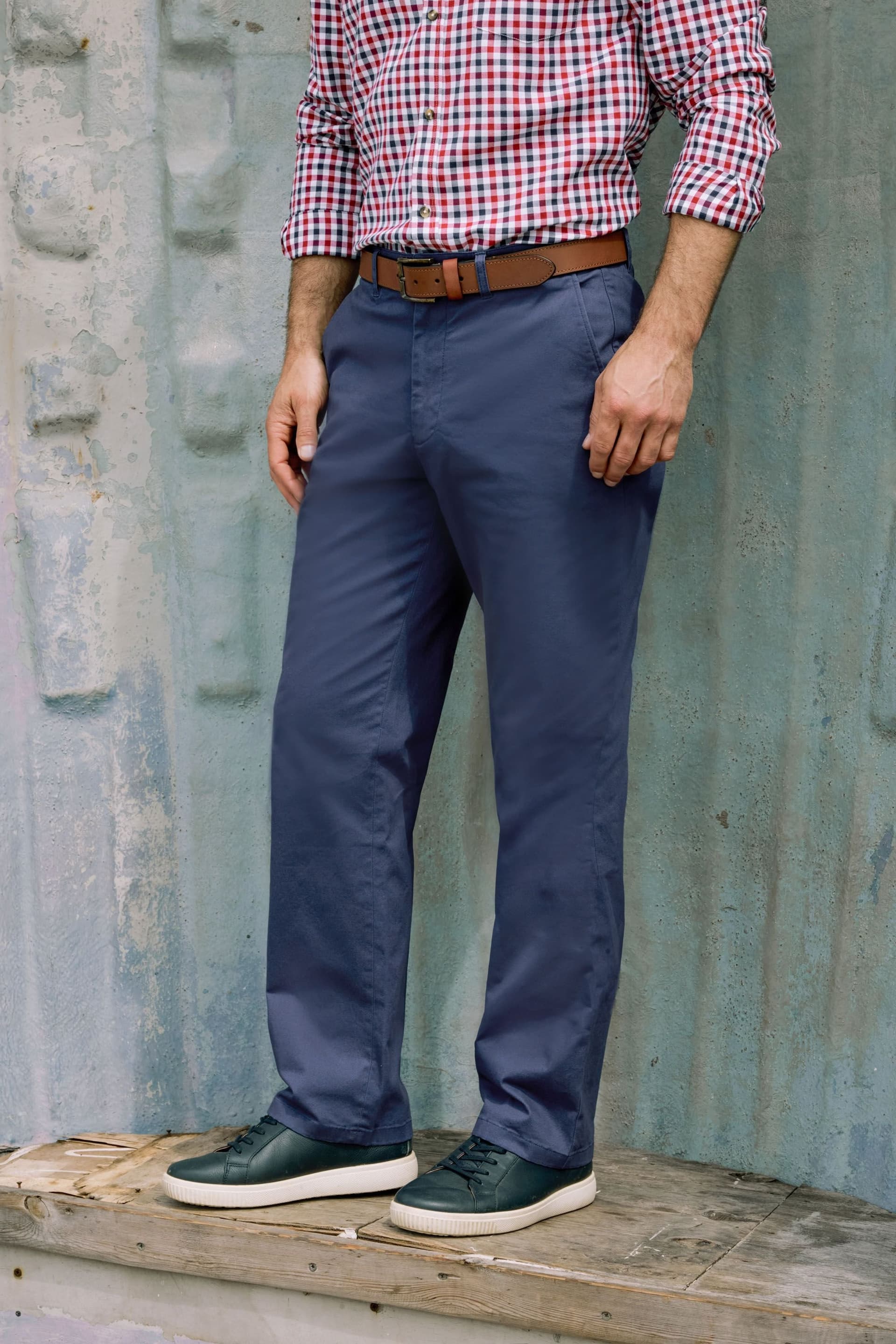 WoolOvers WoolOvers Men's Cotton Stretch Chino in Mid Blue