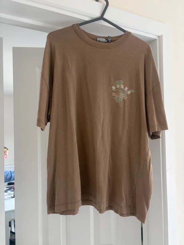 ASOS Design beige mens top graphic tee