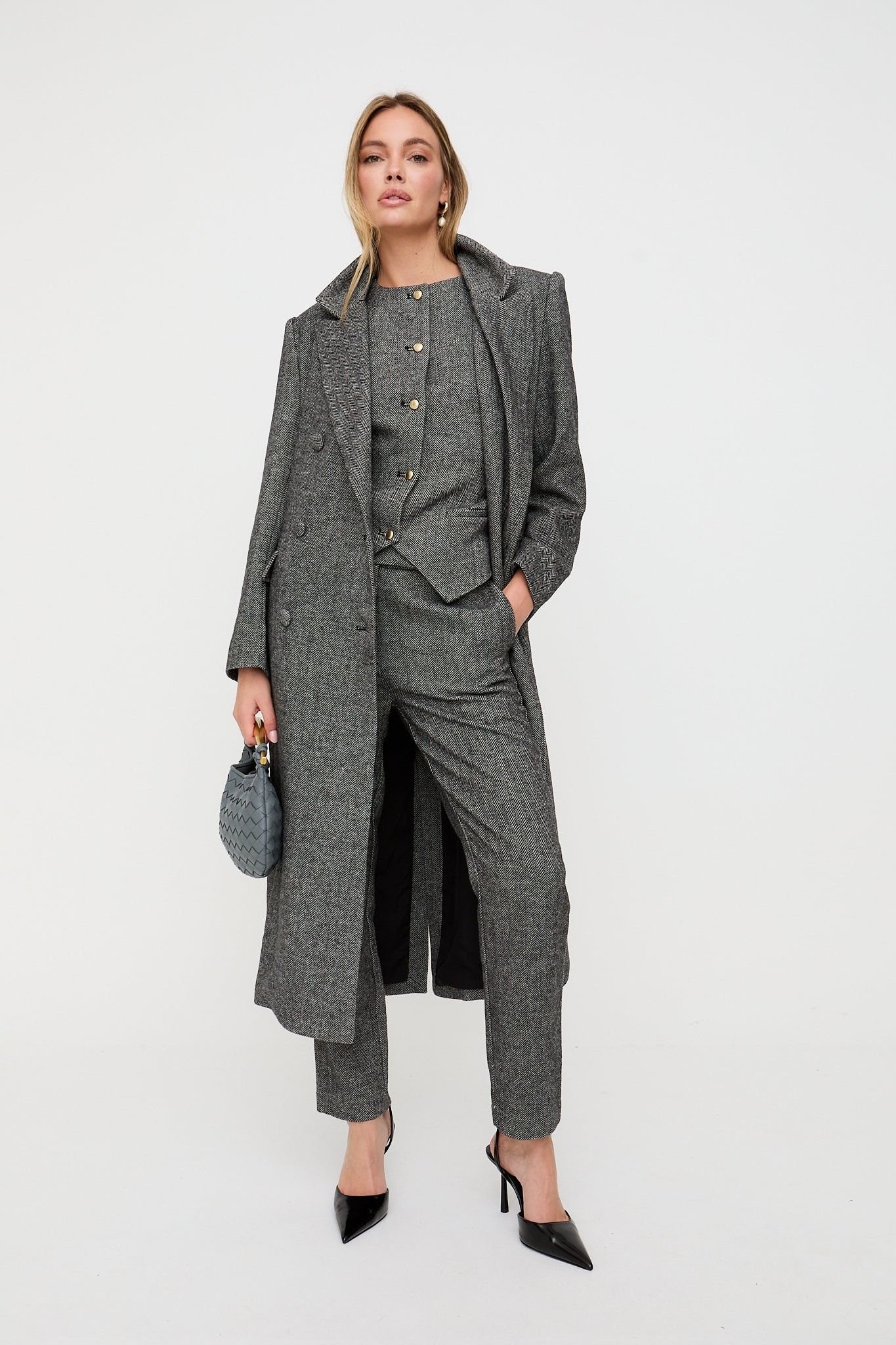 Lily and Lionel Lily and Lionel Women's Jakki Tailored Herringbone Coat In Grey - 4