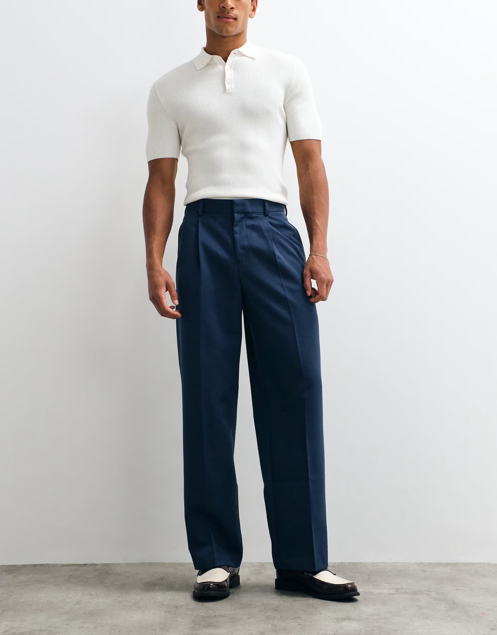 ASOS ASOS DESIGN smart pleated wide leg trousers in dark blue