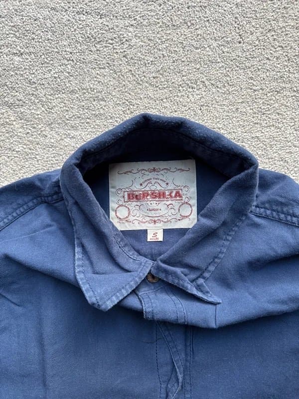 Bershka Bershka men’s navy blue shirt size Small S