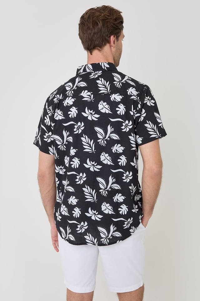 Threadbare Threadbare Men's Plant Print Cotton Short Sleeve Shirt in Black - 2