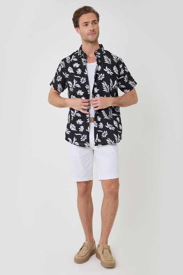 Threadbare Threadbare Men's Plant Print Cotton Short Sleeve Shirt in Black - 3