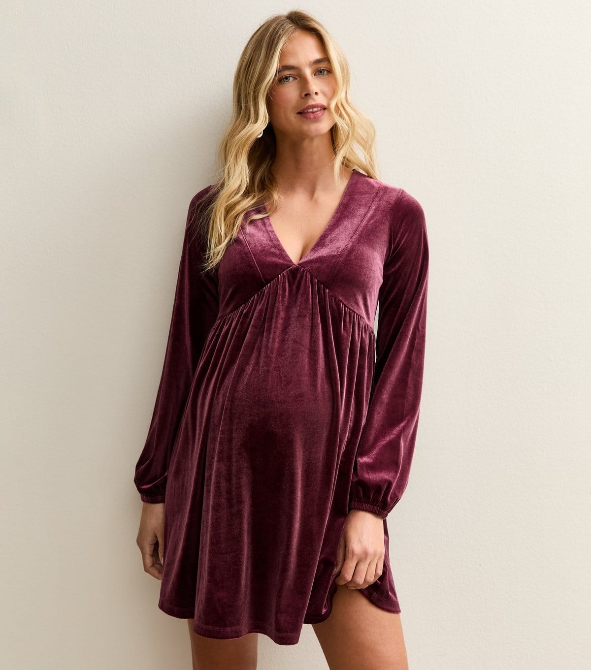 New Look Burgundy Stretch Velvet Maternity Mini Dress