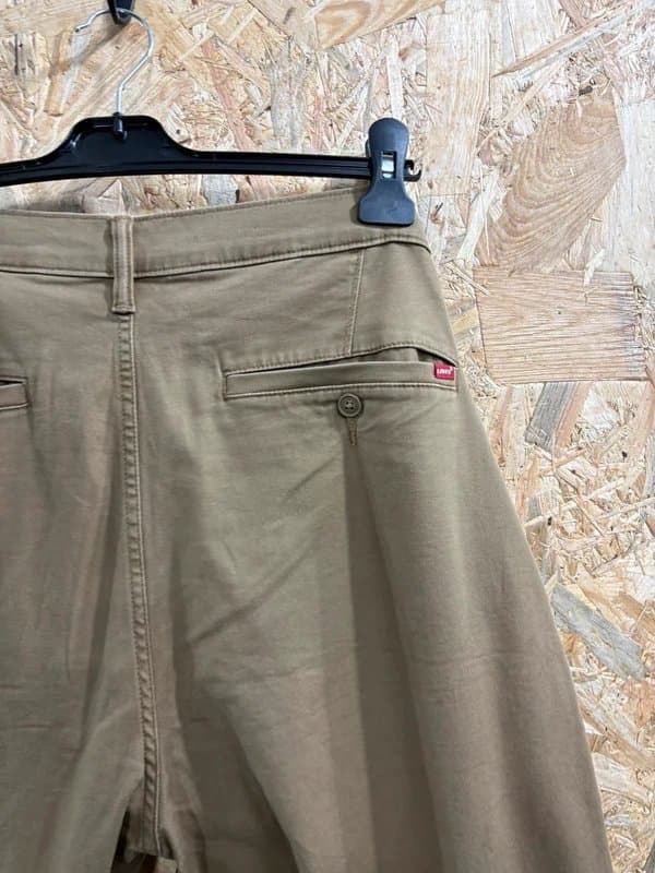 Levis Levis XX Chino Trousers W36 L32 Brown Tan Pants Standard Taper Fit Zip Fly