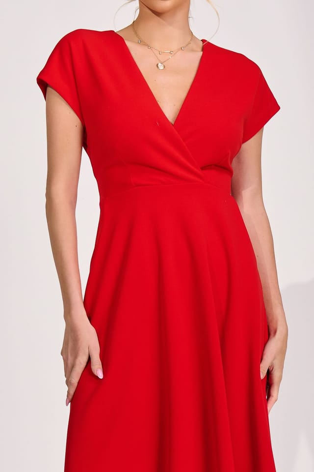 Jolie Moi Jolie Moi Women's Scuba Dipped Hem Maxi Dress in Red - 3
