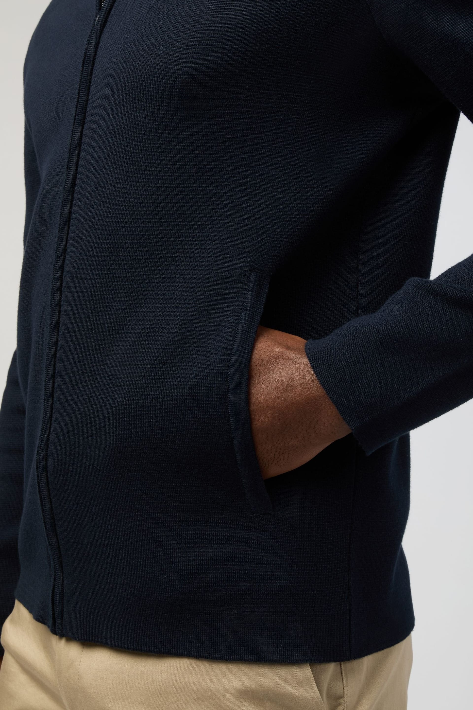 Melka Melka Men's Zip Through Cardigan in Navy - 4