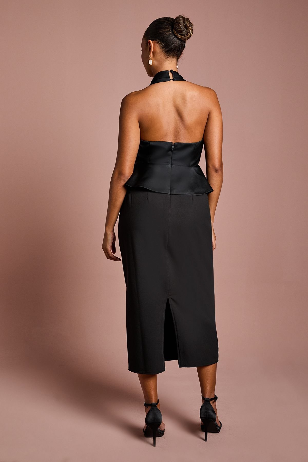 Coast Coast Women's Petite Halter Neck Structured Satin Column Midi Dress in Black - 3