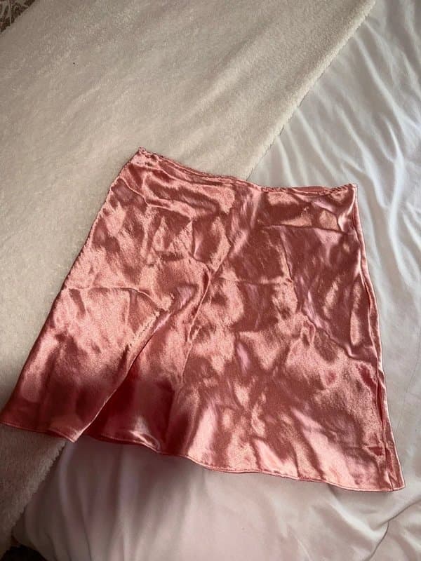 ASOS Design Silk peach/pink skirt