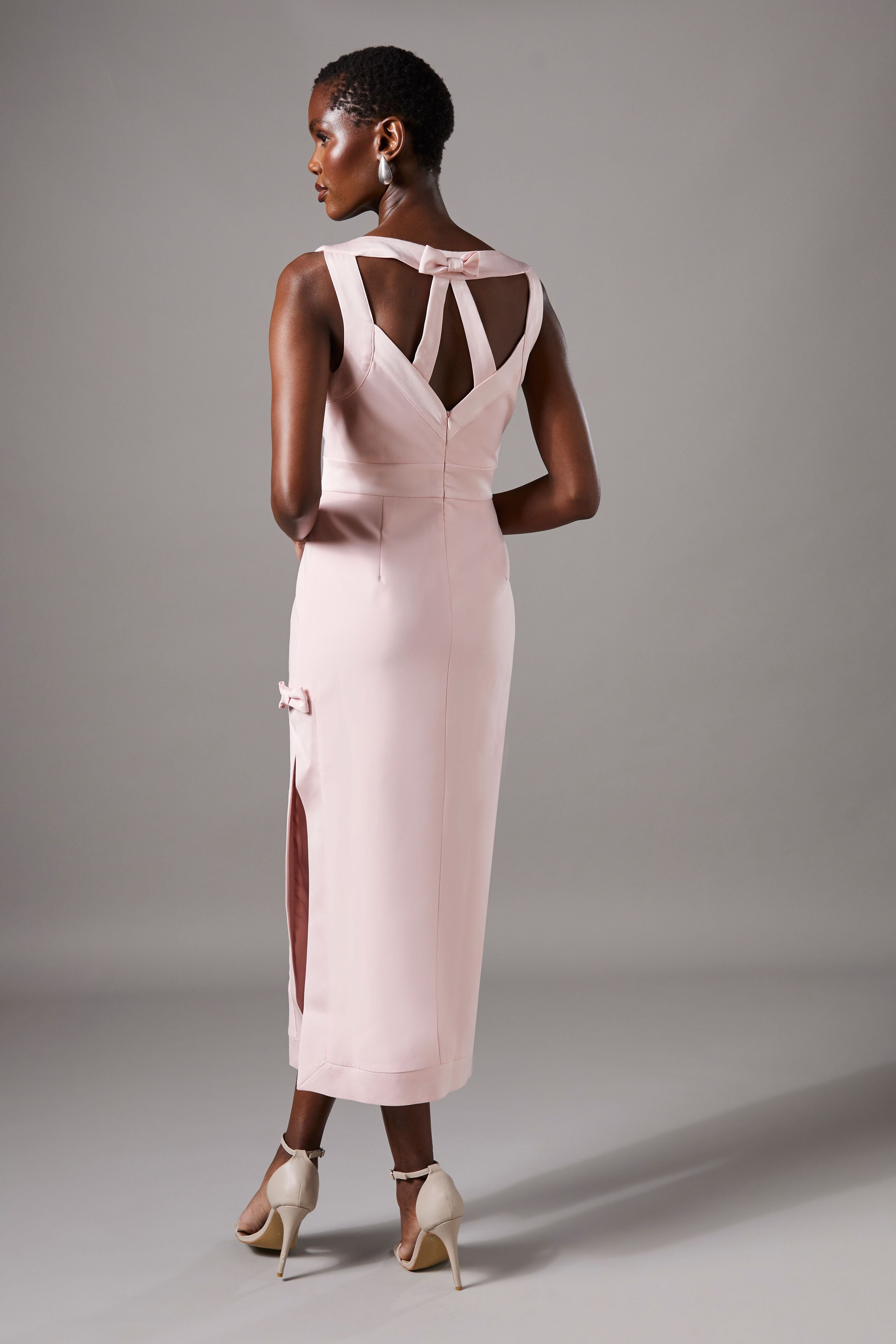 Coast Coast Women's Bow Detail Round Neck Midaxi Dress in Pink - 3