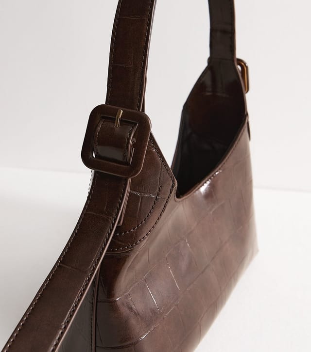 New Look Dark Brown Faux Leather Crocodile Embossed Buckle Shoulder Bag New Look - 3