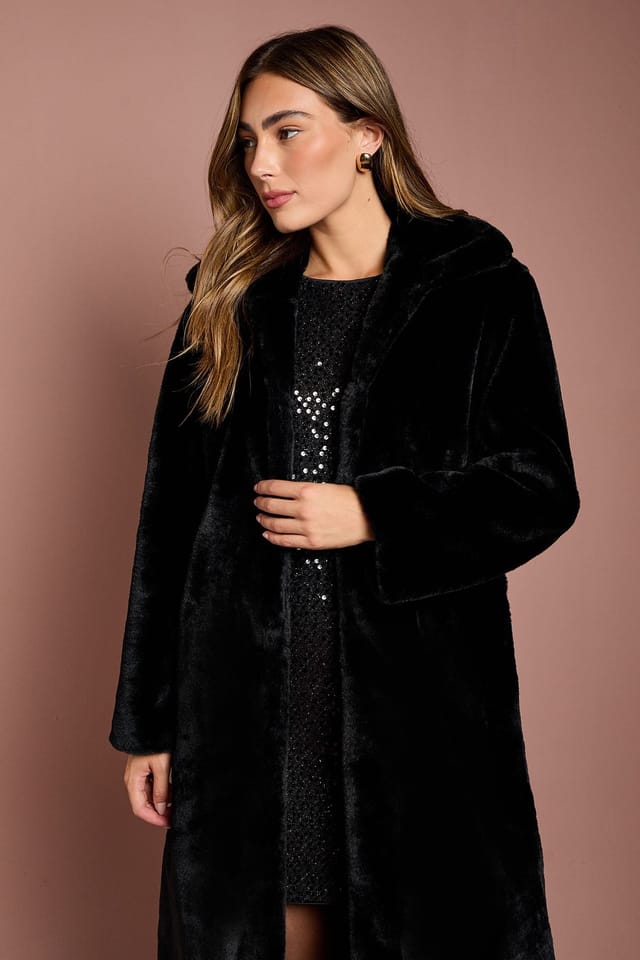 Coast Coast Women's Black Faux Fur Longline Collared Coat - 2