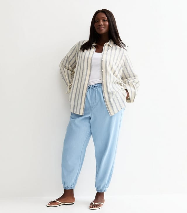 New Look Women's Plus Size Light Blue Chambray Tapered Drawstring Trousers Curves New Look - 3