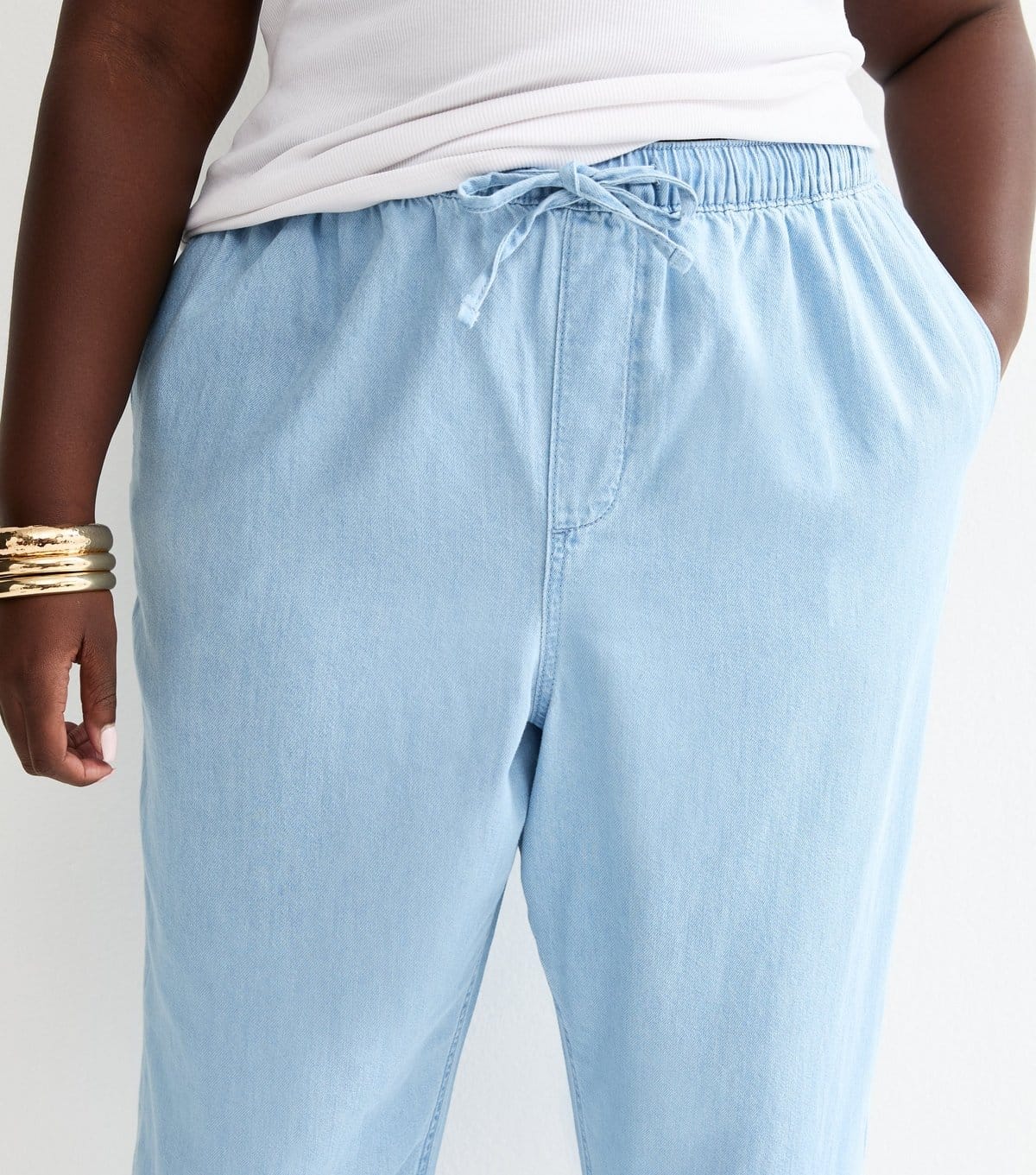 New Look Women's Plus Size Light Blue Chambray Tapered Drawstring Trousers Curves New Look - 4