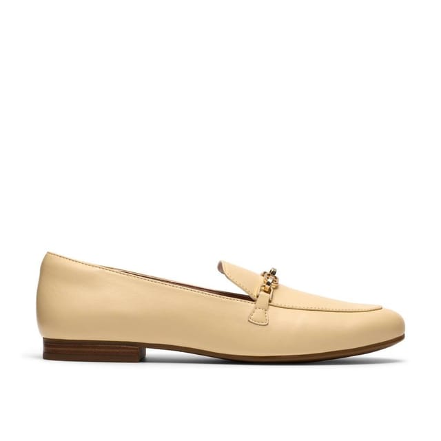 Clarks Clarks Women's Tamna Iris Yellow Leather Loafers, Slip Ons - 2