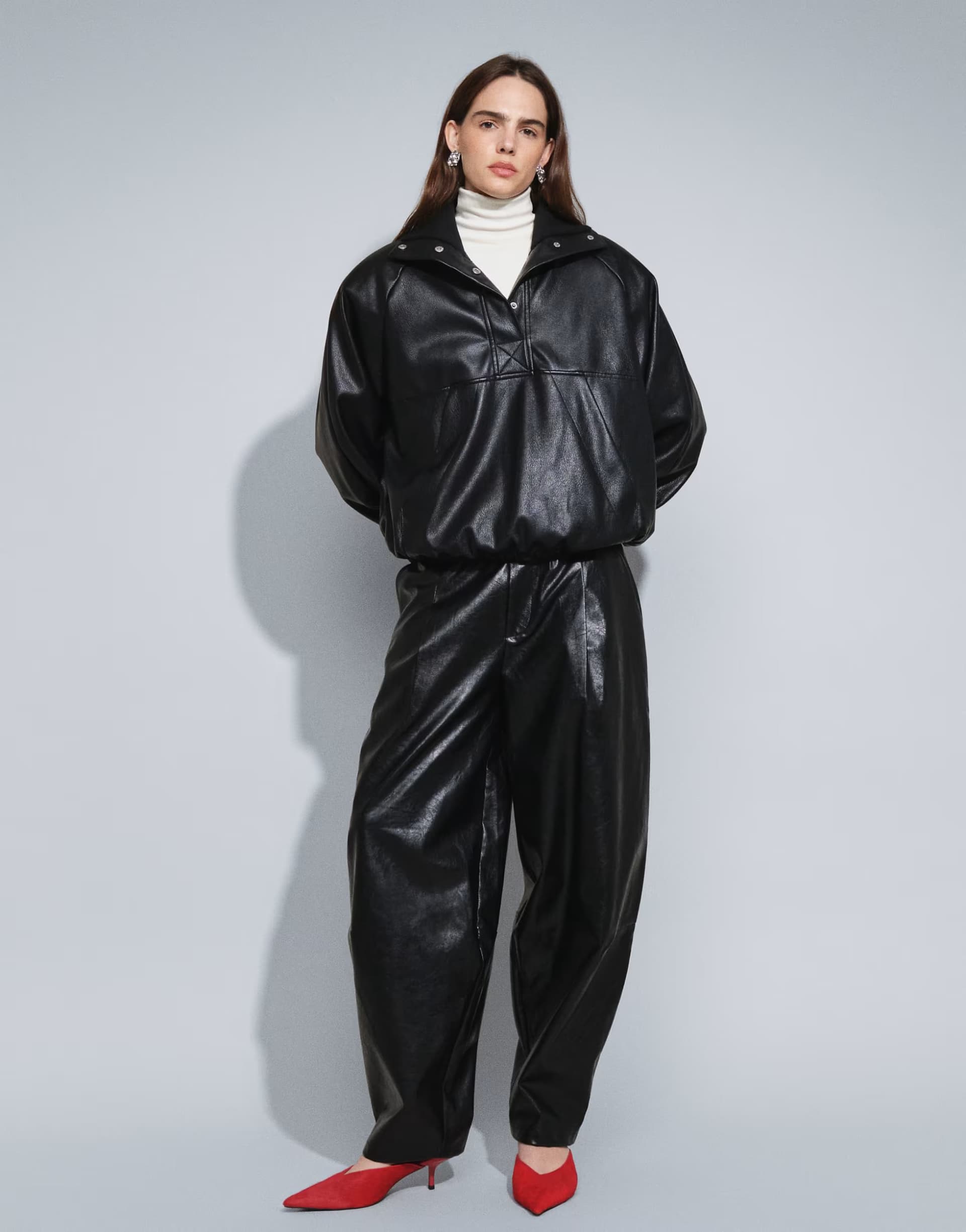 ASOS ASOS DESIGN Tailored faux leather tapered suit in black