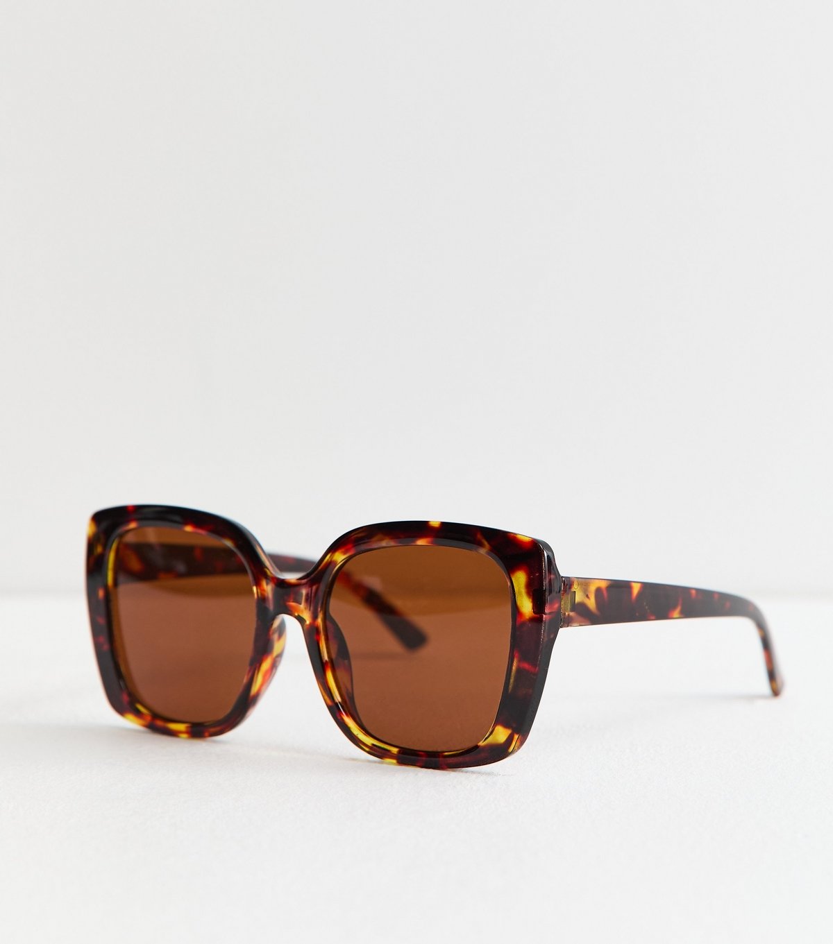 New Look Brown Tortoiseshell Effect Chunky D Frame Sunglasses New Look - 2