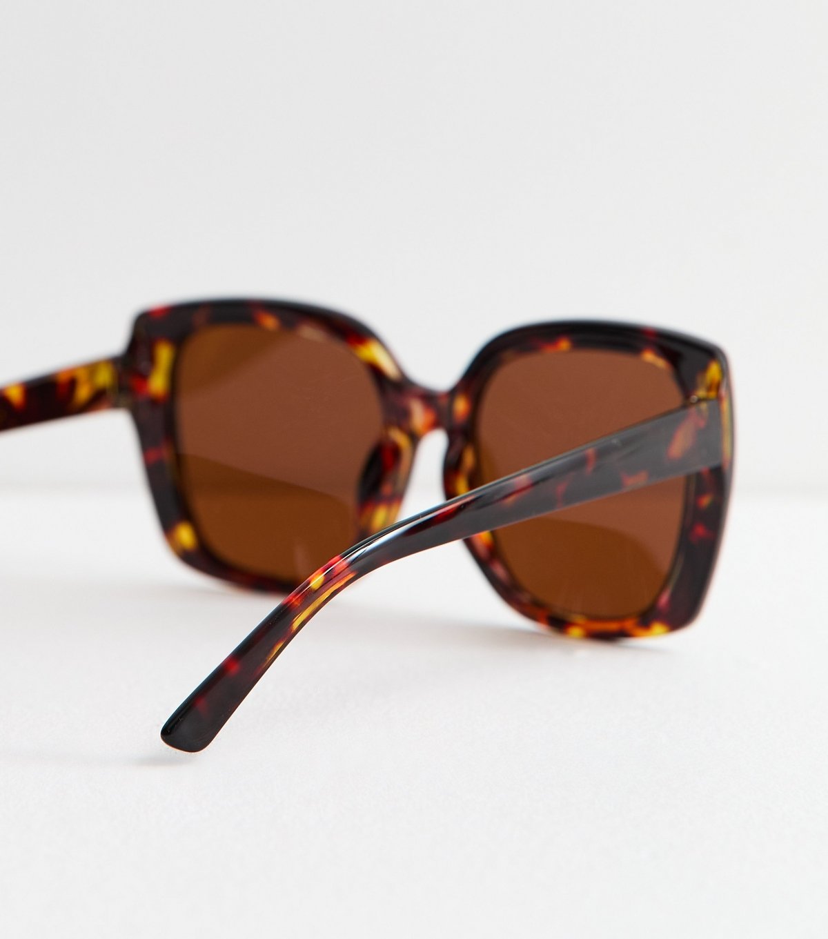 New Look Brown Tortoiseshell Effect Chunky D Frame Sunglasses New Look - 4