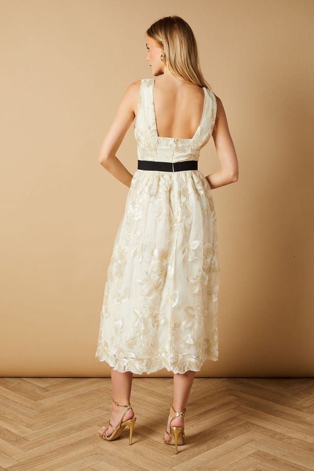 Oasis Oasis Women's Floral Bow Detail V Neck Midi Dress in Ivory - 3
