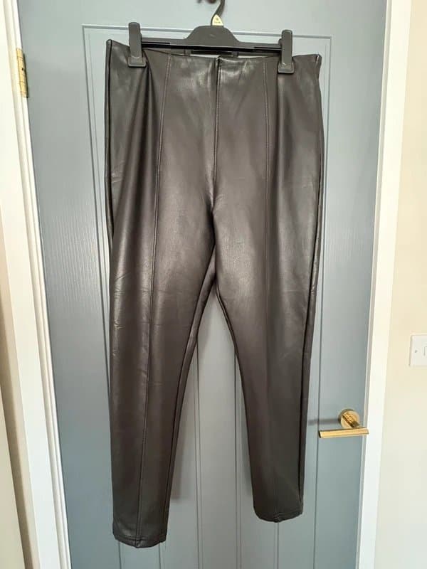 New Look New Look 18 reg faux leather legging