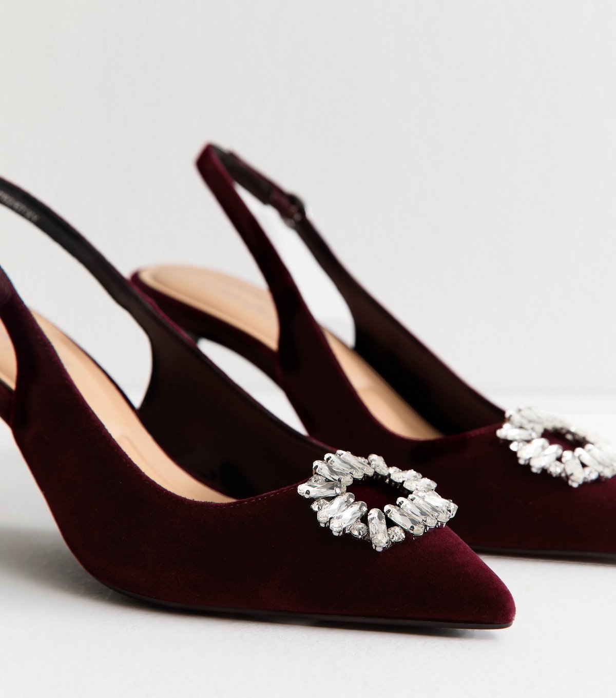 New Look Women's Burgundy Velvet Slingback Diamante Court Shoes Vegan New Look - 4