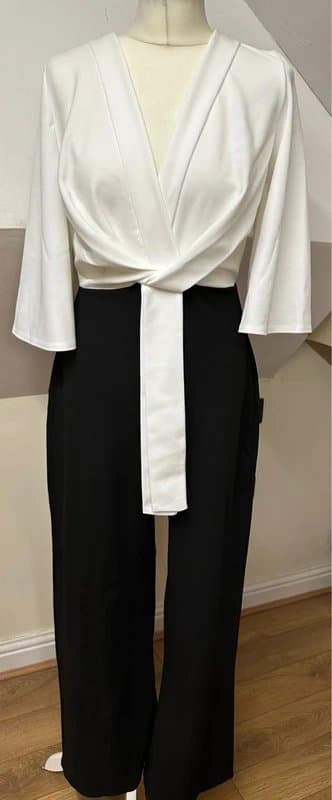 perfect supplies Perfectly black and white long jumpsuit RRP £69.99 size 10