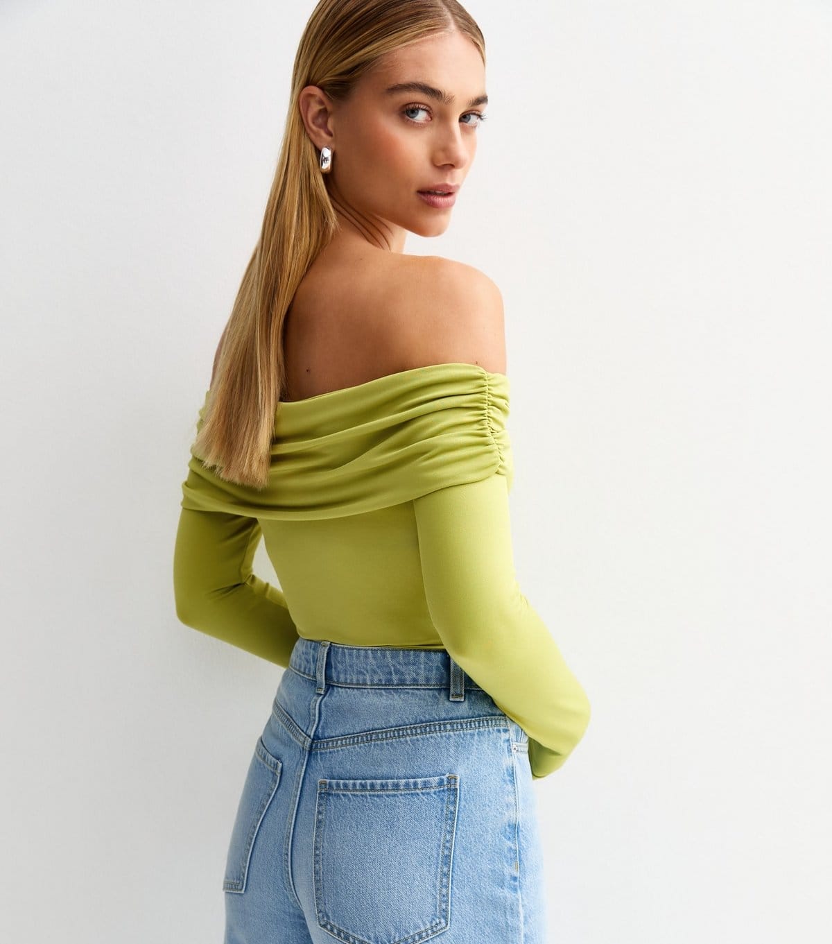 New Look Women's Light Green Ruched Bardot Bodysuit New Look - 4