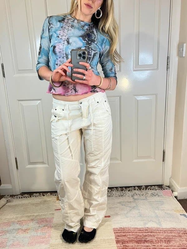 Vintage Dressing 90s low waisted white cargo trousers